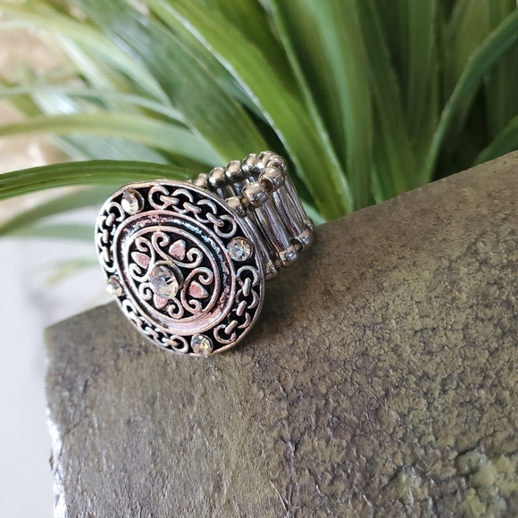 Antique Silver Tone Adjustable Band Round Ring 💥3 for $24💥 - Picture 14 of 15